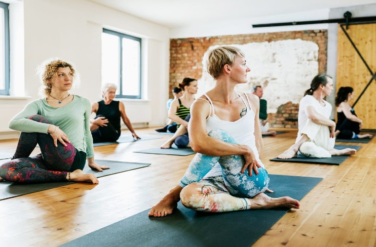 5 Yoga Poses to Balance the Root Chakra  Goodnet